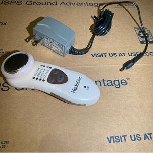 Hitachi hada crie CM-N810